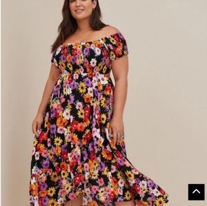 Torrid black maxi dress flowered size 3 or 24w